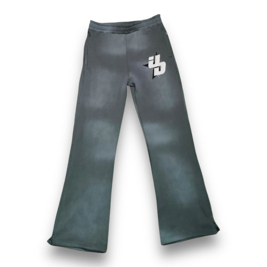 Clouded Dreams Flares – Grey